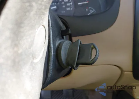 2001 Ford Ranger Xl/Xlt from USA, damaged, VIN 1FTYR10C11PA64744